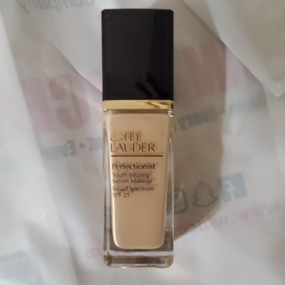Estee Lauder Makeup Desert Beige Este Lauder Foundation Poshmark